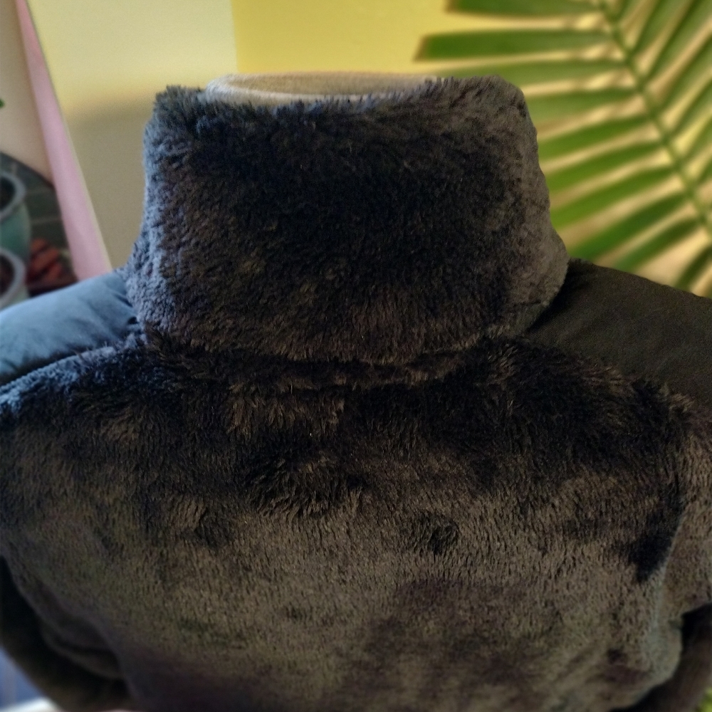 Very Soft Furry Jacket - Picture 11 of 16